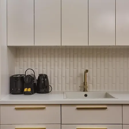 Apartment In The Marais With Air-conditioned By Studioprestige