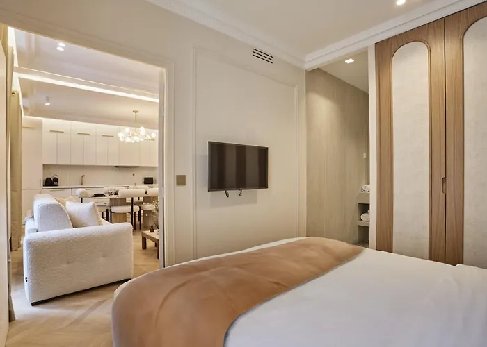 In The Marais With Air-conditioned By Studioprestige Апартаменты *