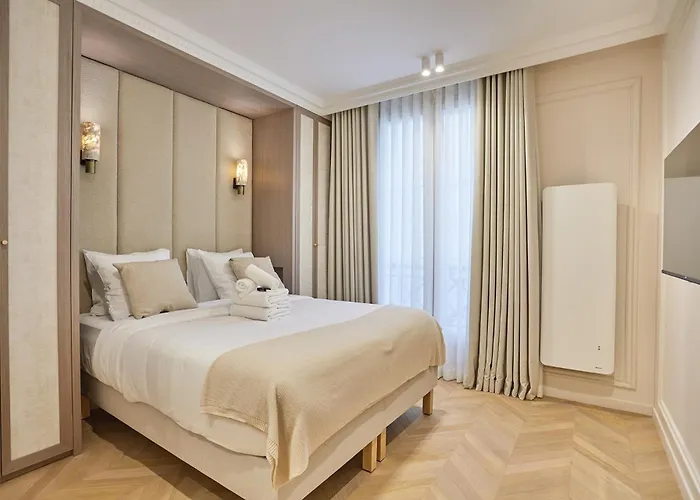 In The Marais With Air-conditioned By Studioprestige * Париж