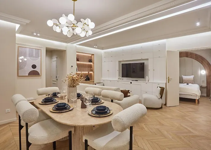 In The Marais With Air-conditioned By Studioprestige