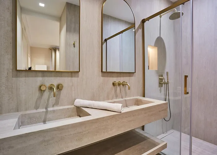 In The Marais With Air-conditioned By Studioprestige