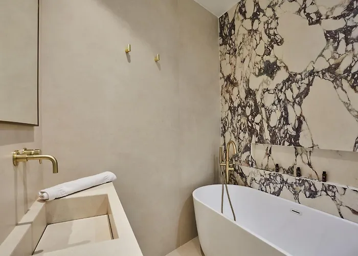 In The Marais With Air-conditioned By Studioprestige *