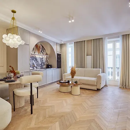 Apartment In The Marais With Air-conditioned By Studioprestige *